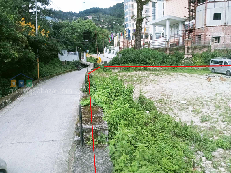 Land on Sale at Narayanthan Taulung