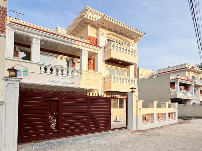 House on Sale at Lasuntar