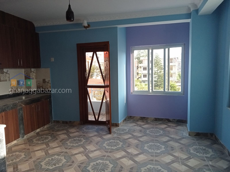 House on Sale at Nakhipot Shantichowk