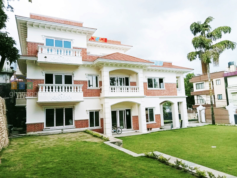 House on Sale at Golfutar