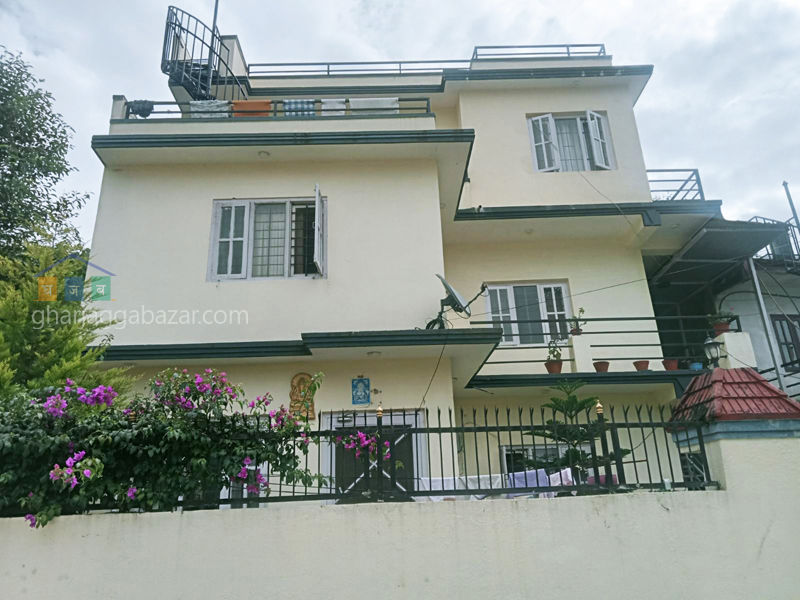 House on Sale at Narayanthan Height