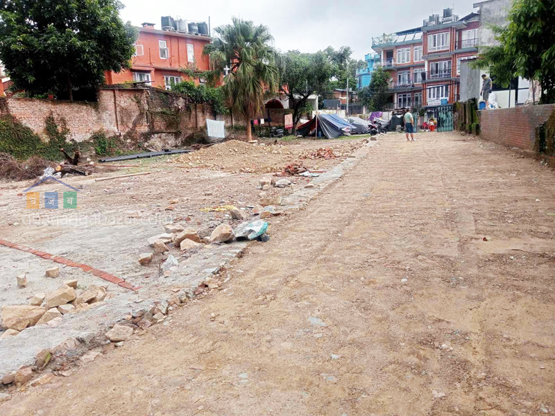 Planning Land on Sale at Naxal Gahana Pokhari
