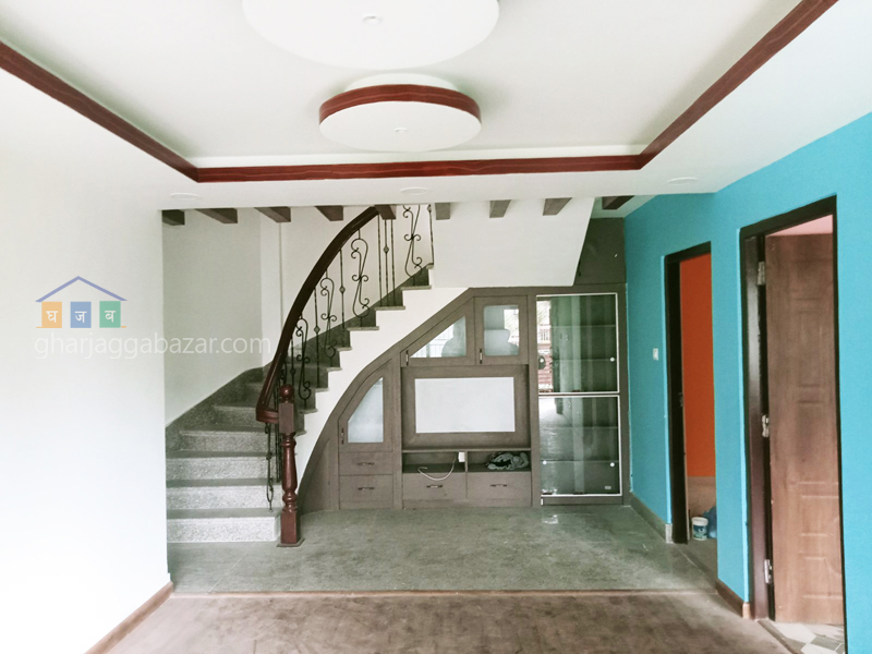 House on Sale at Chapali Ghumti