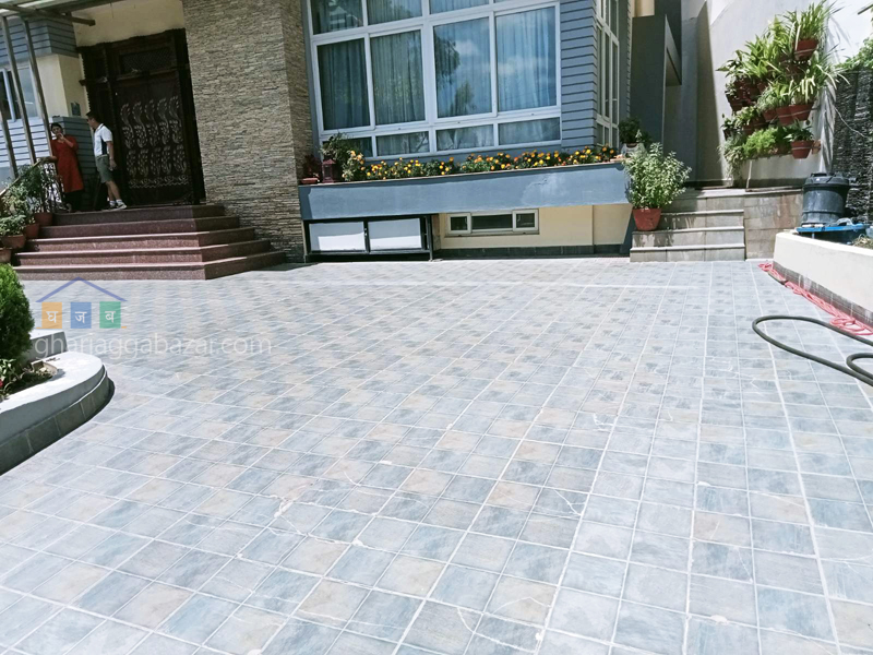 House on Sale at Kapan Height