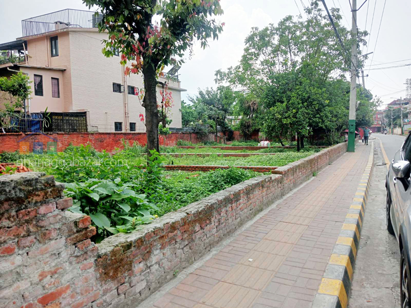 Land on Sale at Manbhawan