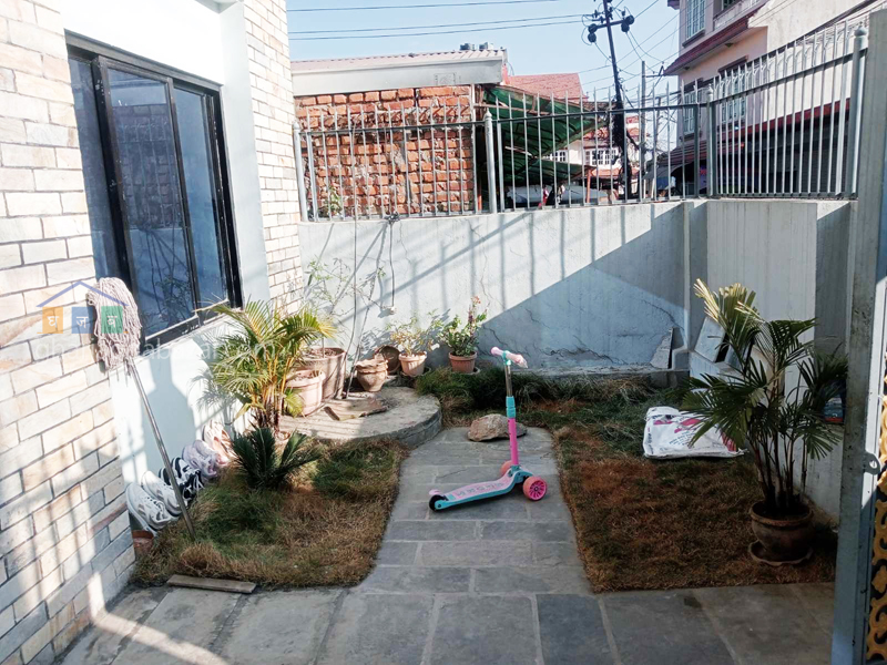 House on Sale at Thulo Bharyang