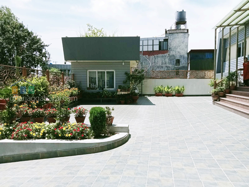House on Sale at Kapan Height