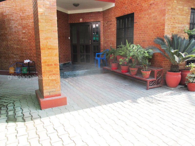 Flat on Rent at Baluwatar