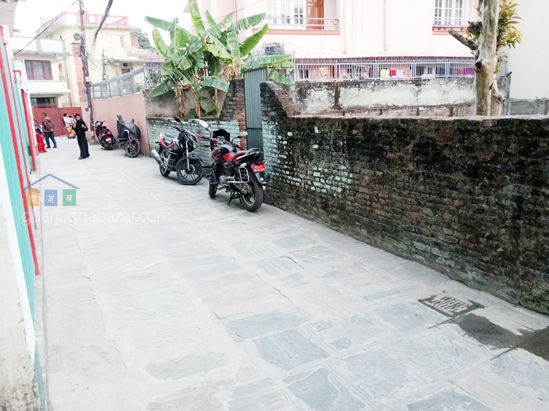 Land on Sale at Hadigaun