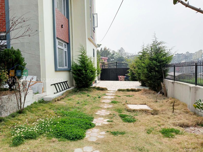 House on Sale at Golfutar