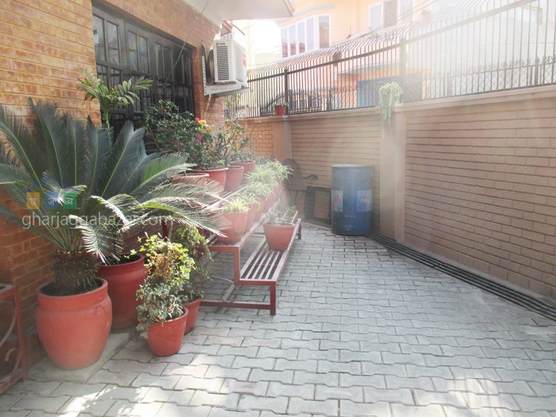 Flat on Rent at Baluwatar