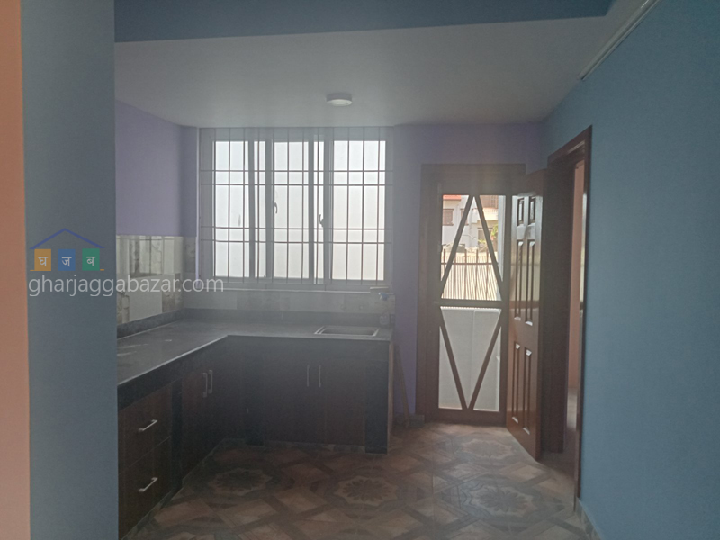 House on Sale at Nakhipot Shantichowk