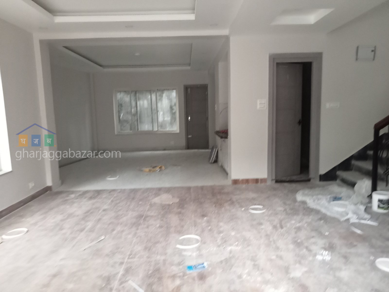 House on Sale at Chundevi