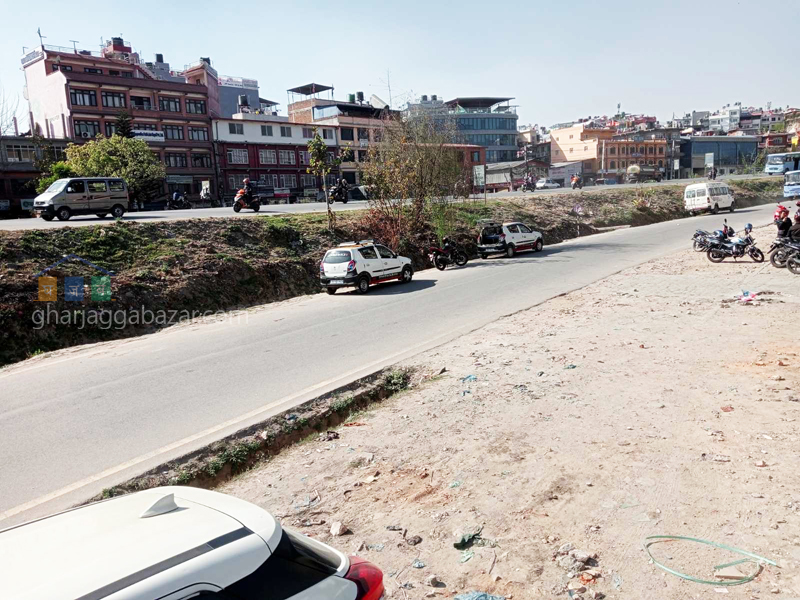 Commercial Land on Sale at Dhumbarahi 