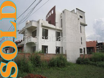 House on Sale at Hattiban