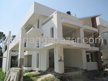 House on Sale at Hattiban