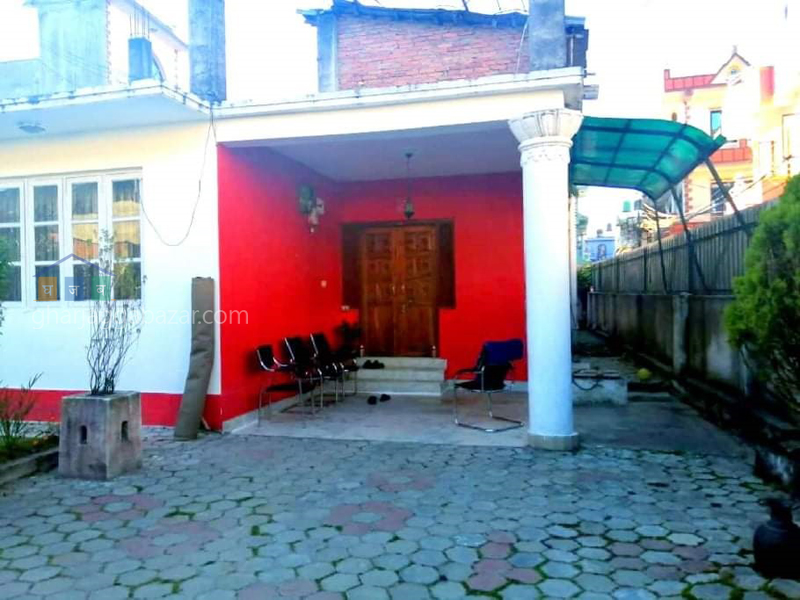 House on Sale at Makalbari
