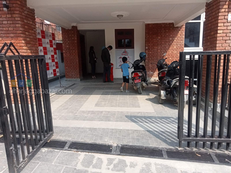 House on Sale at Narayanthan Taulung