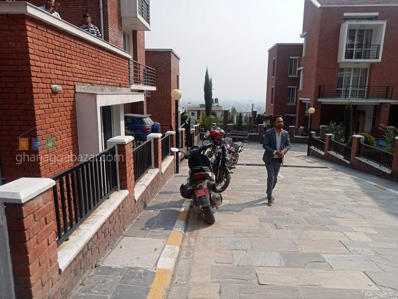 House on Sale at Narayanthan Taulung