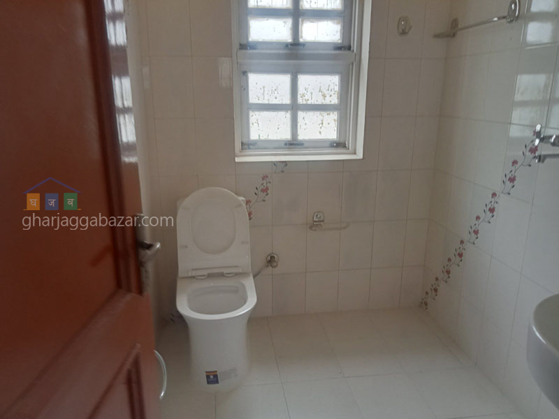 House on Sale at Narayanthan