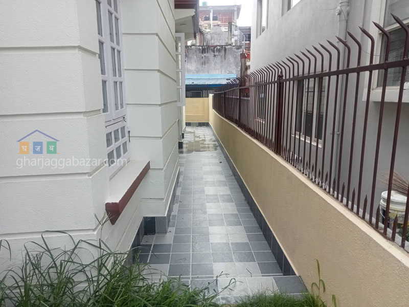 House on Sale at Narayanthan