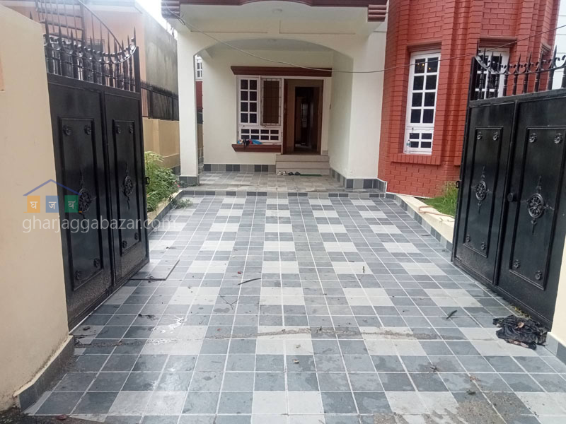 House on Sale at Narayanthan