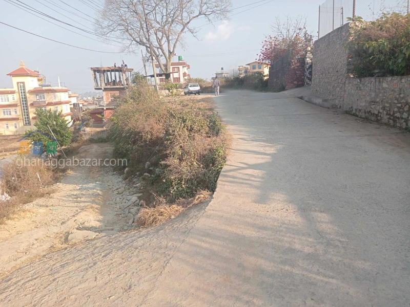 Land for Plotting at Machhegaun