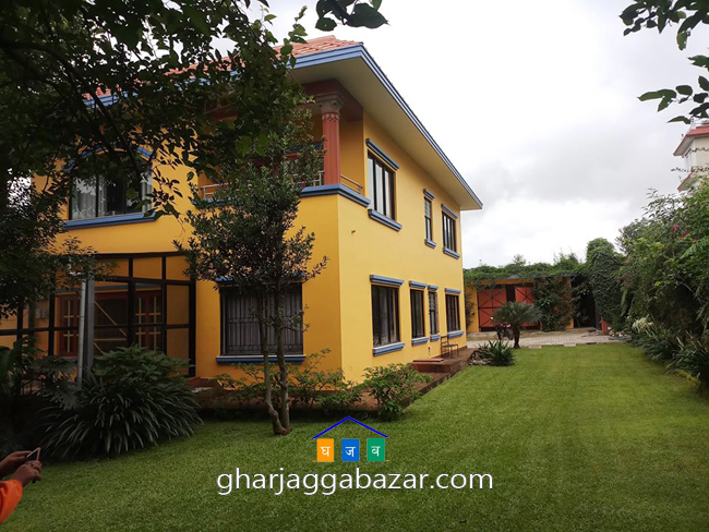 A BEAUTIFUL 2 STORIED BUNGALOW VILLA BUILT IN 3-4-2-0 LAND IS ON SALE